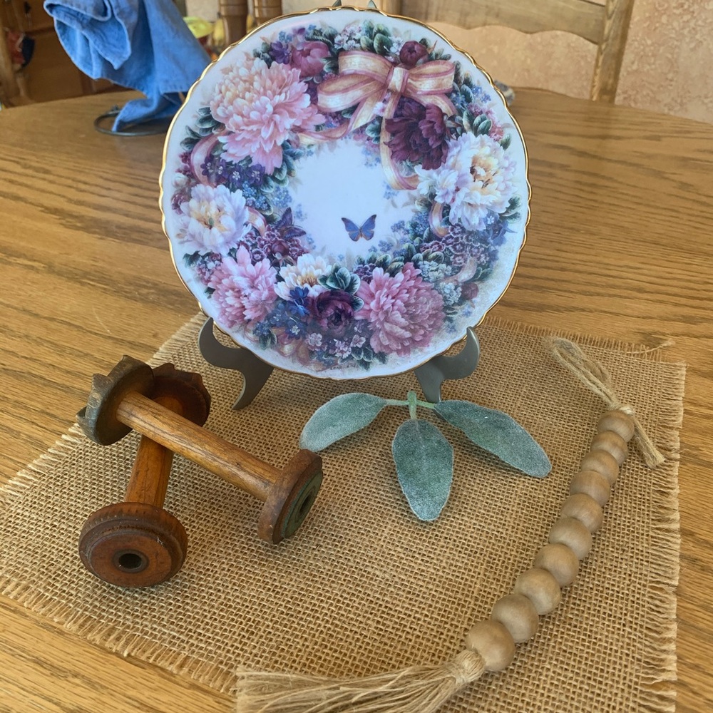 Vintage collectible plate by Lena Lou.